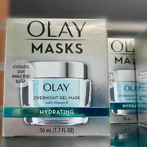 Olay Hydrating Overnight Gel Face Mask with Vitamin E, 50 mL size